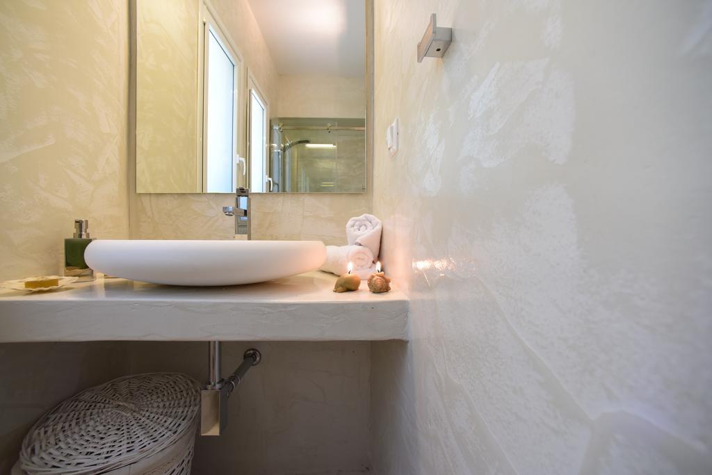 Mavres Luxury Studio Agios Matthaios  Экстерьер фото