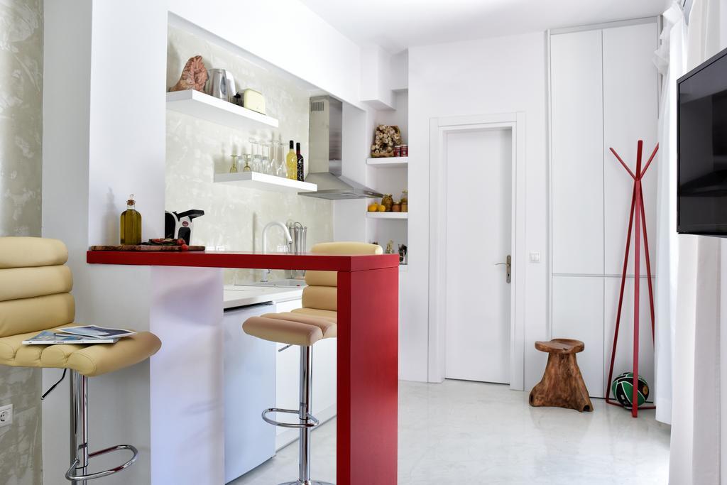 Mavres Luxury Studio Agios Matthaios  Экстерьер фото